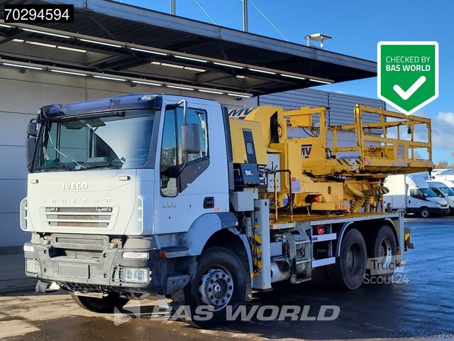 Kraanwagen Iveco Trakker 350 Trakker 6X4 AMV ARBPL 10.5M Hubarbe...