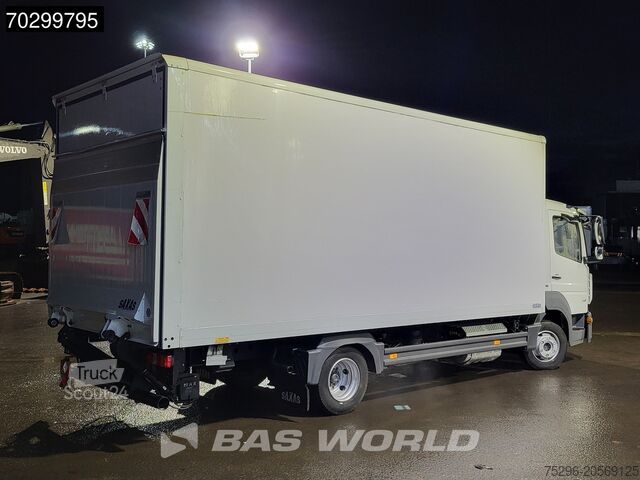 Kuffert Mercedes Atego 818 4X2 8 tonner Automatic 1000kg Ladebor...