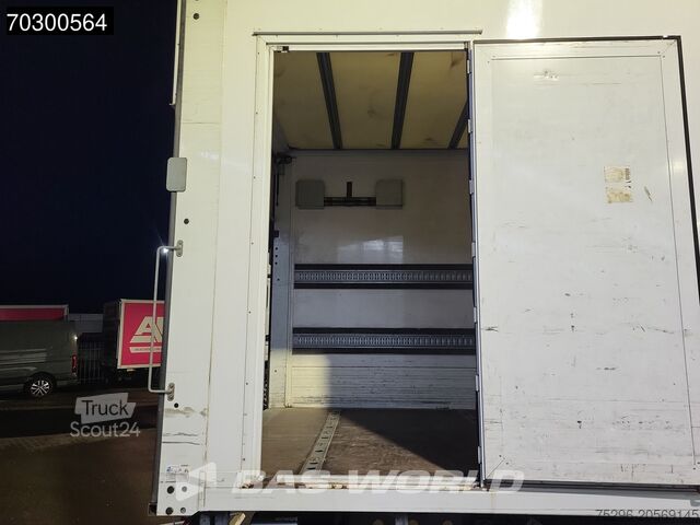 Koffert Mercedes Atego 818 4X2 8tonner 1500kg Ladebordwand Autom...