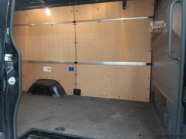 Фургон Mercedes-Benz Sprinter 317 CDI,L2H2,Automatik,Kamera,Navi
