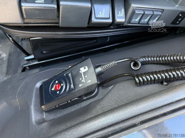 Dėžinis furgonas MERCEDES-BENZ ATEGO 818 L Koffer 7,20 m LBW 1 T*SEITENTÜR