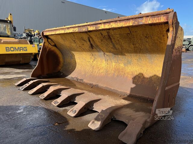 Pelle Caterpillar 990