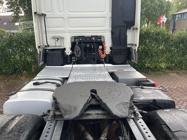 Standart-SZM DAF XF 450 FT