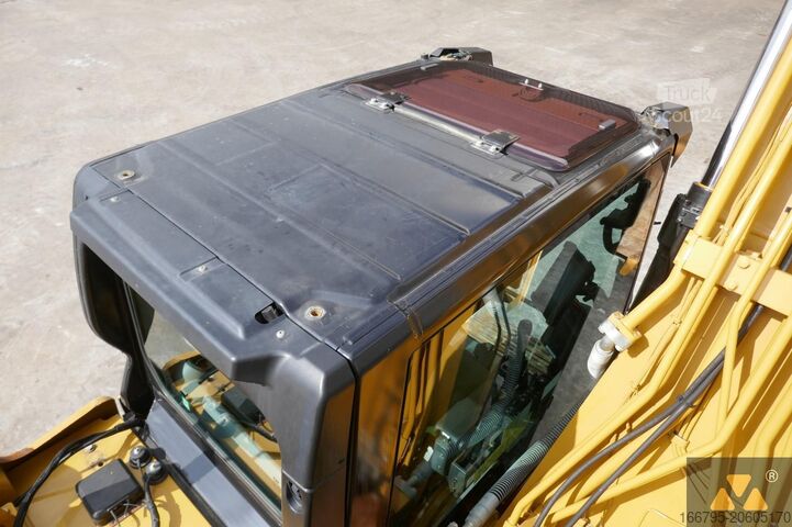 Excavateur sur chenilles Caterpillar 320