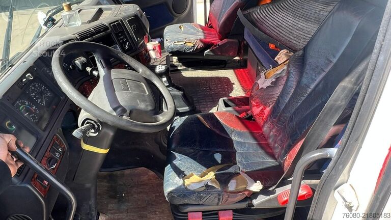 Tracteur standard Volvo FH 12.420 (BOITE MANUELLE / MANUAL GEARBOX)