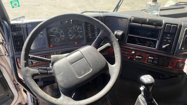 Tracteur standard Volvo FH 12.420 (BOITE MANUELLE / MANUAL GEARBOX)