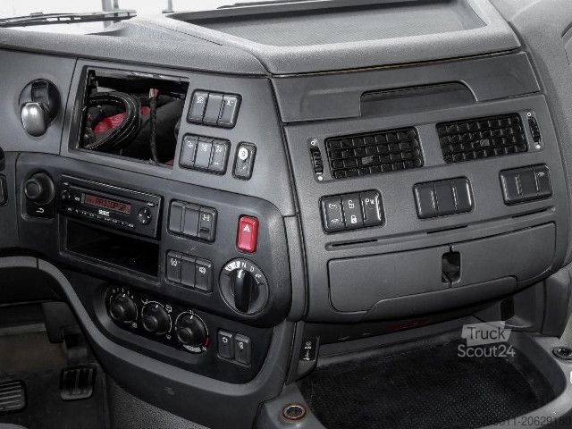 Standardowy ciągnik siodłowy DAF XF 460 FT SSC + INTARDER + ADR AT + PTO + ALCOA