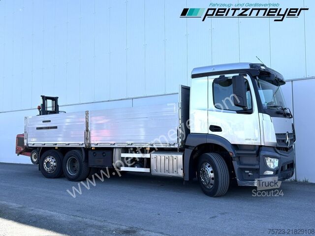 Φορτηγό με επίπεδη καρότσα Mercedes-Benz Antos 2543 LL Pritsche incl. Moffett Mitnahmestapler