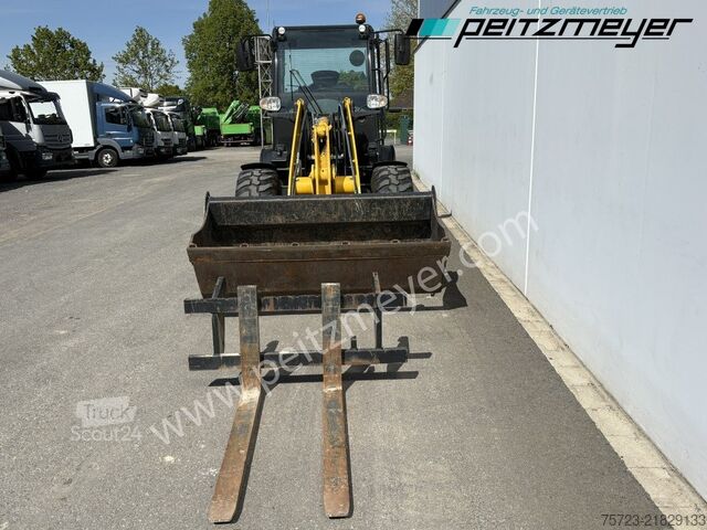 Tekerlekli yükleyici Komatsu RADLADER WA 70 M-8EO