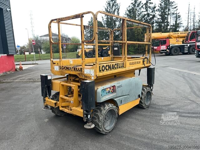 Τραπέζι ανύψωσης ψαλιδιού Haulotte Compact 10 (10m)