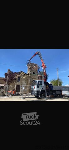 φορτηγό με γερανό Iveco 