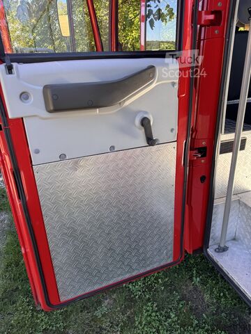 Hasičský vůz Iveco Eurofire 75E14