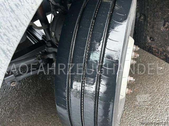 вантажівка-фургон Renault D12.240 - E6 - Klima - air suspension rear