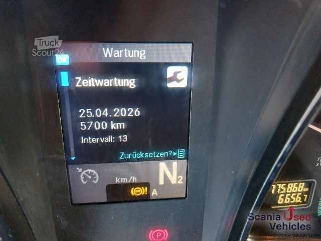 Volumen trækker Mercedes-Benz Actros 1842