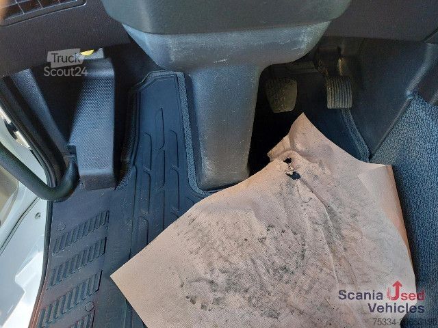 Volumen trækker Mercedes-Benz Actros 1842