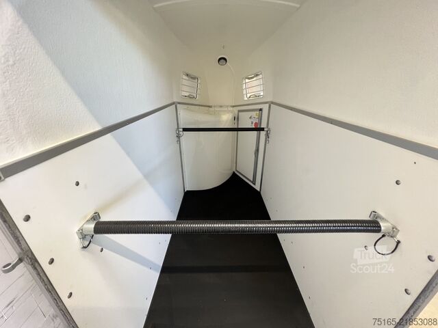 прицеп для перевозки лошадей Böckmann Uno Esprit silv+bl SK ALB Pferdeanhänger