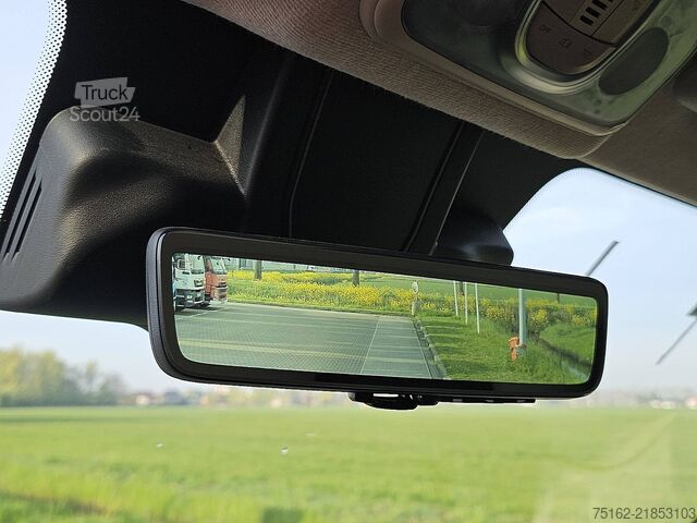 High-roof van PEUGEOT BOXER 2.2 L4H2 Navi Automaat