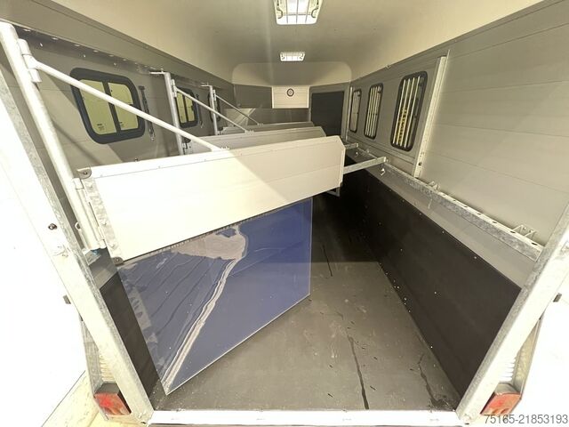 прицеп для перевозки лошадей Böckmann Traveller G 3 Ablaufkl Pferdeanhänger