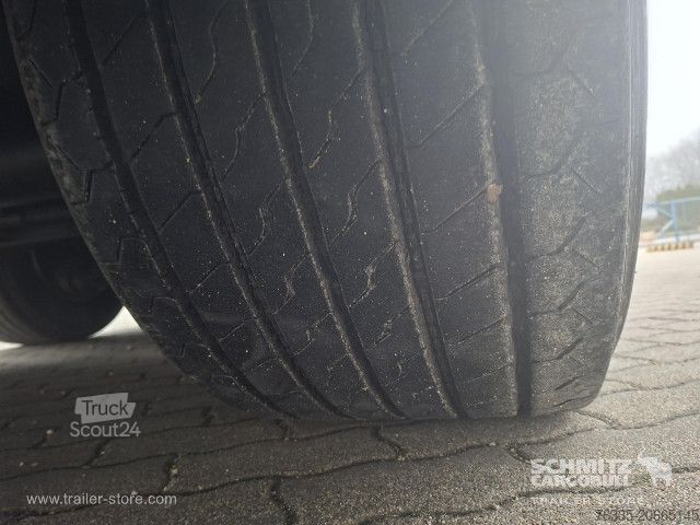 Auflieger mit Pritsche & Plane Schmitz Cargobull Curtainsider Mega