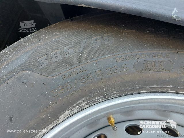 Auflieger mit Pritsche & Plane Schmitz Cargobull Curtainsider Mega