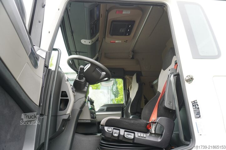 Pohonová jednotka MAN TGS 35.420 8×2 / Chassis 6.4 m / 3 units