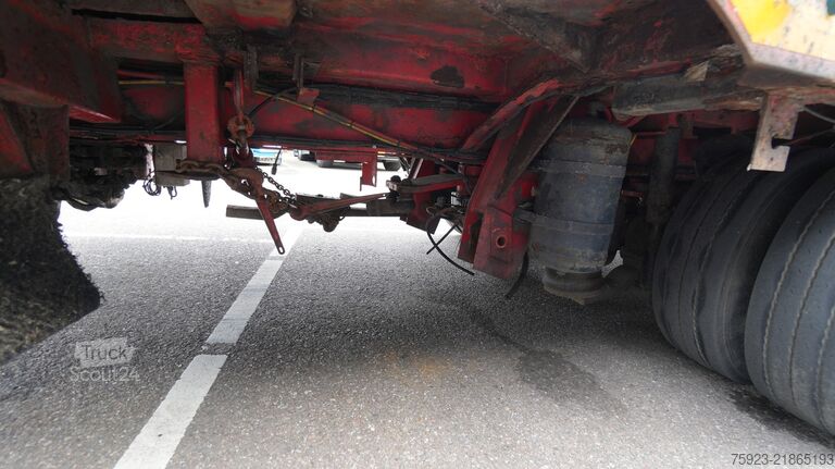 Semi-dieplader Nooteboom MCO-48-03V Damaged semi low loader extendable 3...