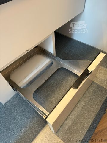 Verkaufsanhänger ESSELMANN Karello 4.2 ESSELMANN / Seico / Borco / Gamo