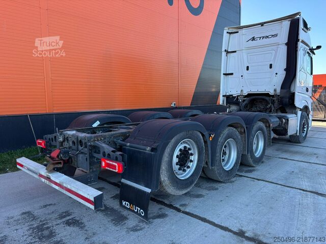 Șasiu cabină Mercedes-Benz Actros 3658 8x4*4 RETARDER / CHASSIS L=8812 mm