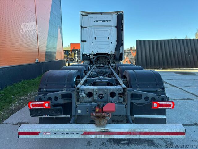 Șasiu cabină Mercedes-Benz Actros 3658 8x4*4 RETARDER / CHASSIS L=8812 mm