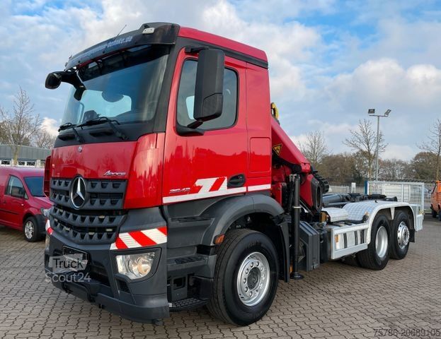 Vozidlo s hákom na kontajnery MERCEDES-BENZ Arocs 2542 BL/ Meiller/Palfinger PK18002/ 2xFunk