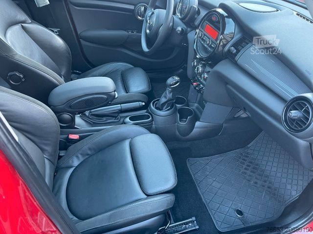 Dodávka MINI Cooper 100kw Automatik*Leder*PANO*Klima*18378km