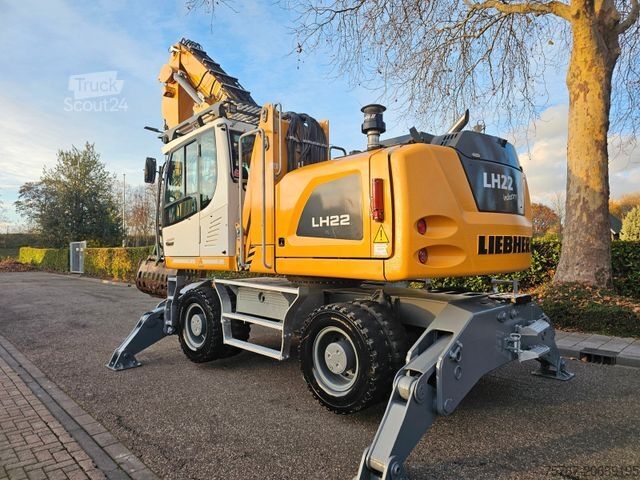 حفار متحرك LIEBHERR LH 22M Mit Dehaco Sortiergreifer