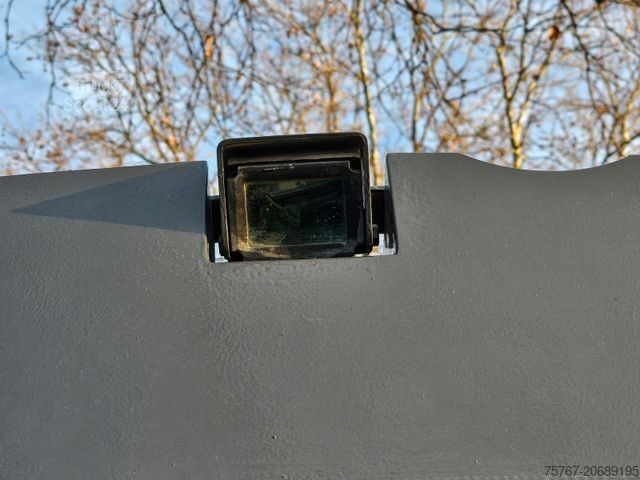 حفار متحرك LIEBHERR LH 22M Mit Dehaco Sortiergreifer