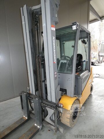 Frontgaffeltruck Jungheinrich EFG 430 S 550 DZ