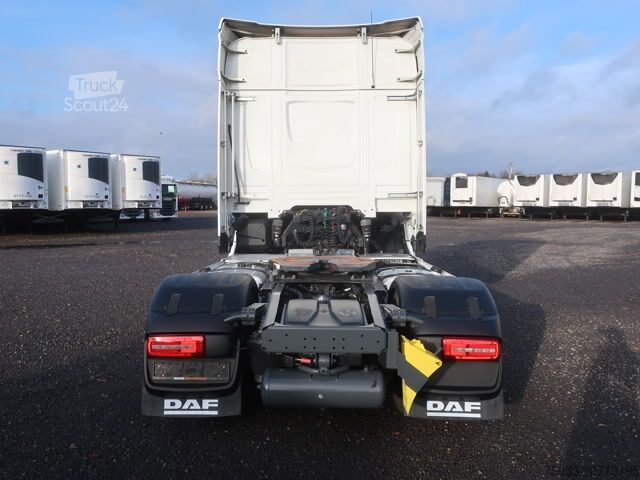 Standarta vilcējs DAF XG 530 FT 4x2 Standklima Intarder