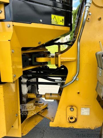 Tekerlekli yükleyici Caterpillar 930H