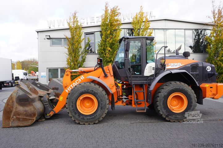 Artikulētais iekrāvējs Hitachi ZW220 articulated loader / 2 buckets