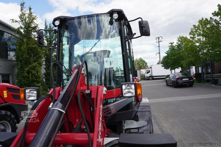 Pá carregadora de rodas Schaeff Yanmar/SCHAEFF TL80 Wheel Loader / 2023