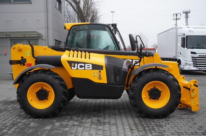 Ładowarka teleskopowa JCB 535-95 / 3.5 T / range 9.5 m / joystick