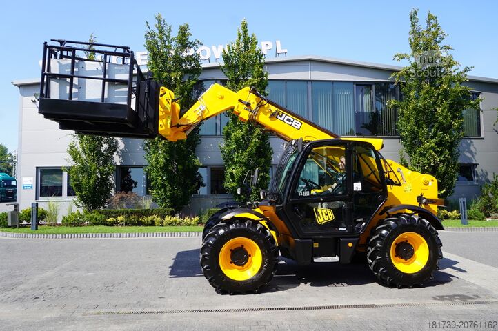 Ładowarka teleskopowa JCB 535-95 / 3.5 T / range 9.5 m / joystick