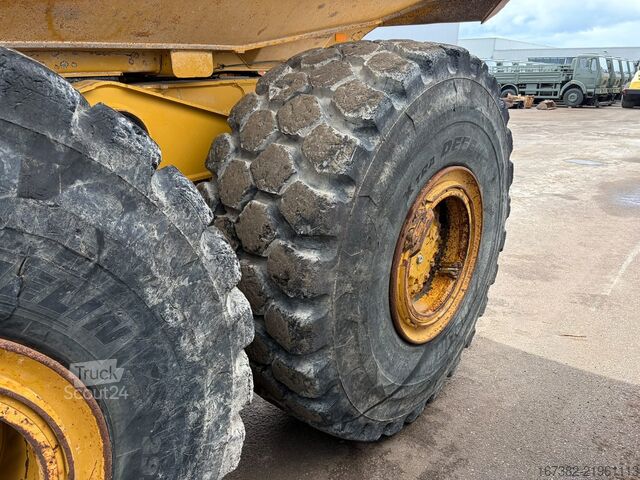 Camión volquete Caterpillar 745C