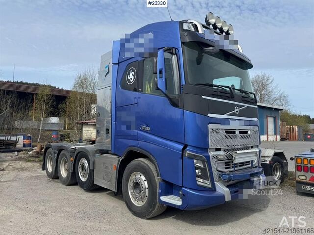 Standartinis-SZM Volvo FH16 750 8x4 tractor unit with hydraulics