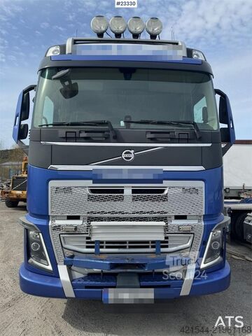 Standartinis-SZM Volvo FH16 750 8x4 tractor unit with hydraulics