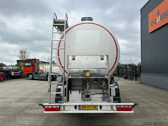 Citerne alimentaire Van Hool FOOD / RVS chassis / empty weight: 5.860kg / 29...