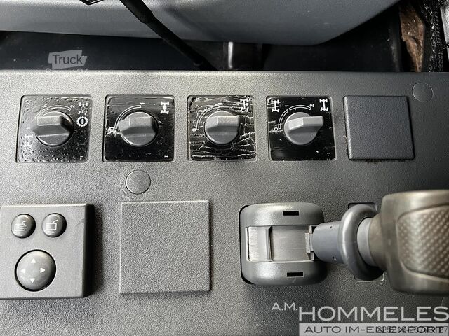 Veicolo militare Iveco Eurocargo 140E24 4X4