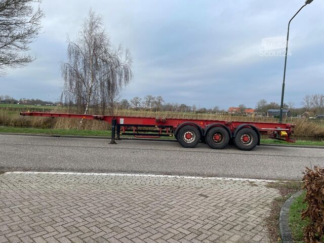 Transport de conteneurs Schmitz SCF 24 Chassis / 20-2x20-30-40 FT / SAF Axles /...