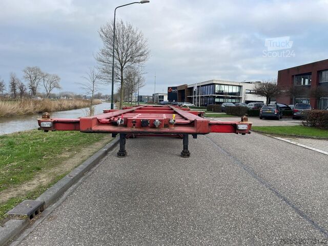 Transport de conteneurs Schmitz SCF 24 Chassis / 20-2x20-30-40 FT / SAF Axles /...