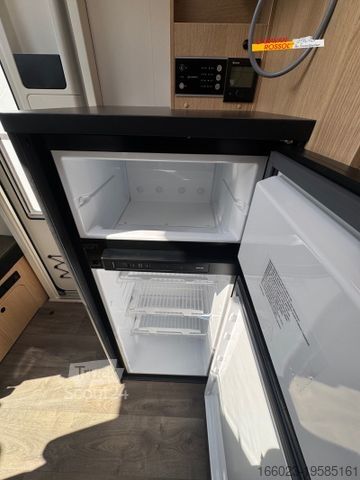 Yarı entegre karavan SUNLIGHT Adventure T 67S