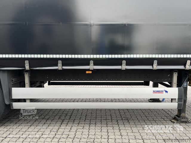 Semi-remorque bâchée Schmitz Cargobull Curtainsider Standard Getränke