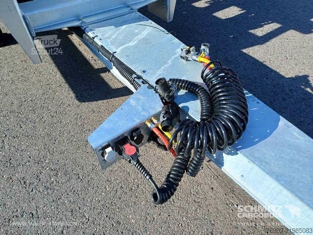 Напівпричіп зі змінним шасі Schmitz Cargobull Zentralachsanhänger Wechselfahrgestell Standard